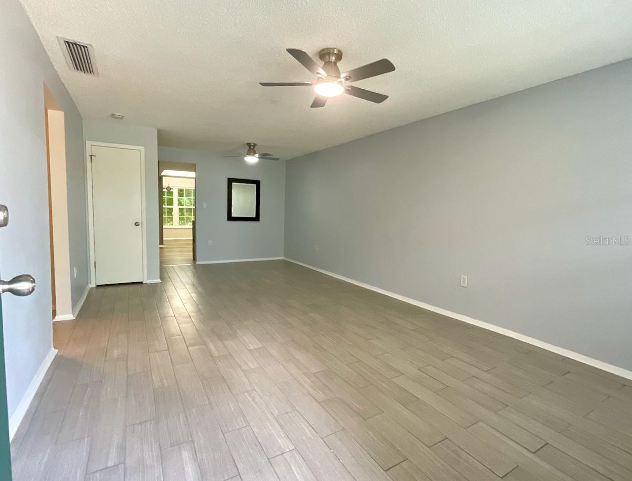 Image 3 of 23 For 1020 85th Avenue N 222