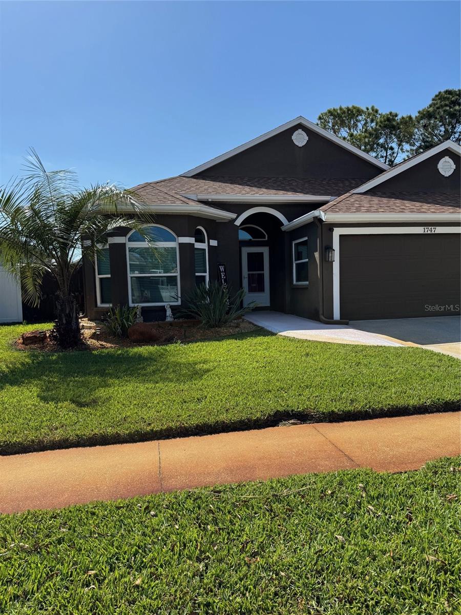 Image 16 of 76 For 1747 Wood Brook Street