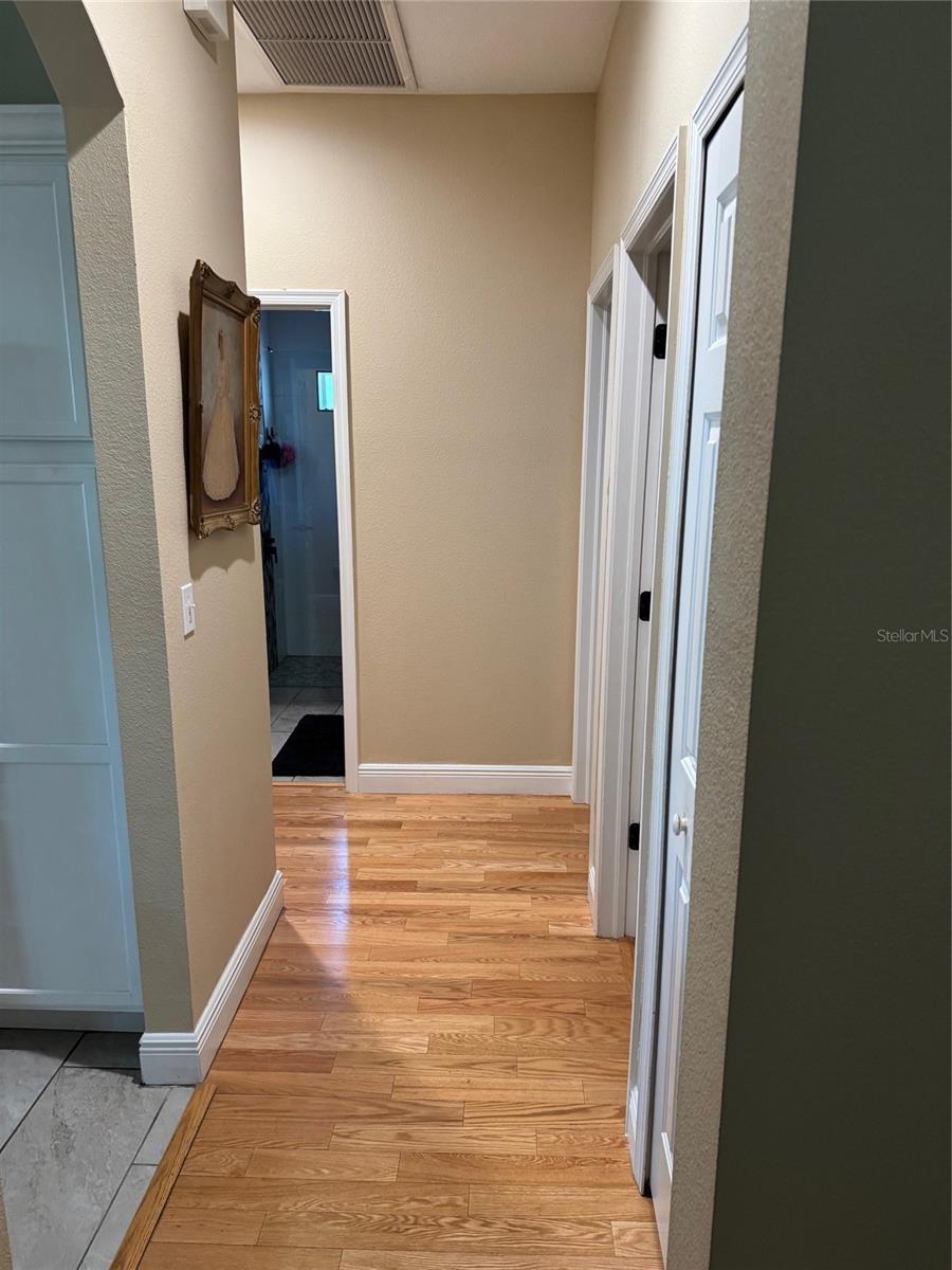 Image 18 of 76 For 1747 Wood Brook Street