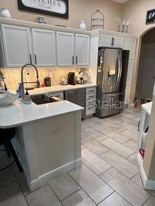 Image 2 of 76 For 1747 Wood Brook Street