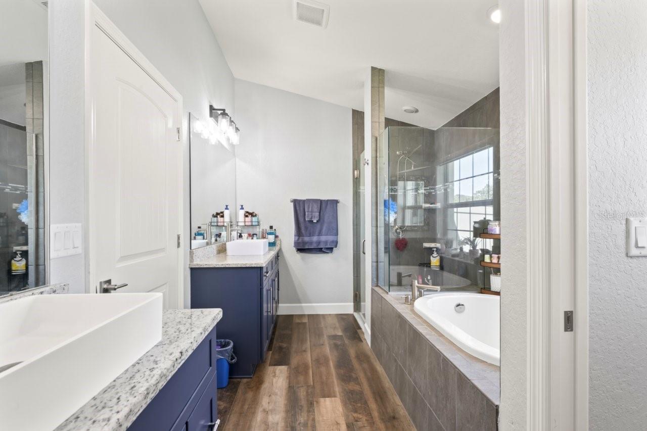 Image 28 of 84 For 5458 Zamia Drive