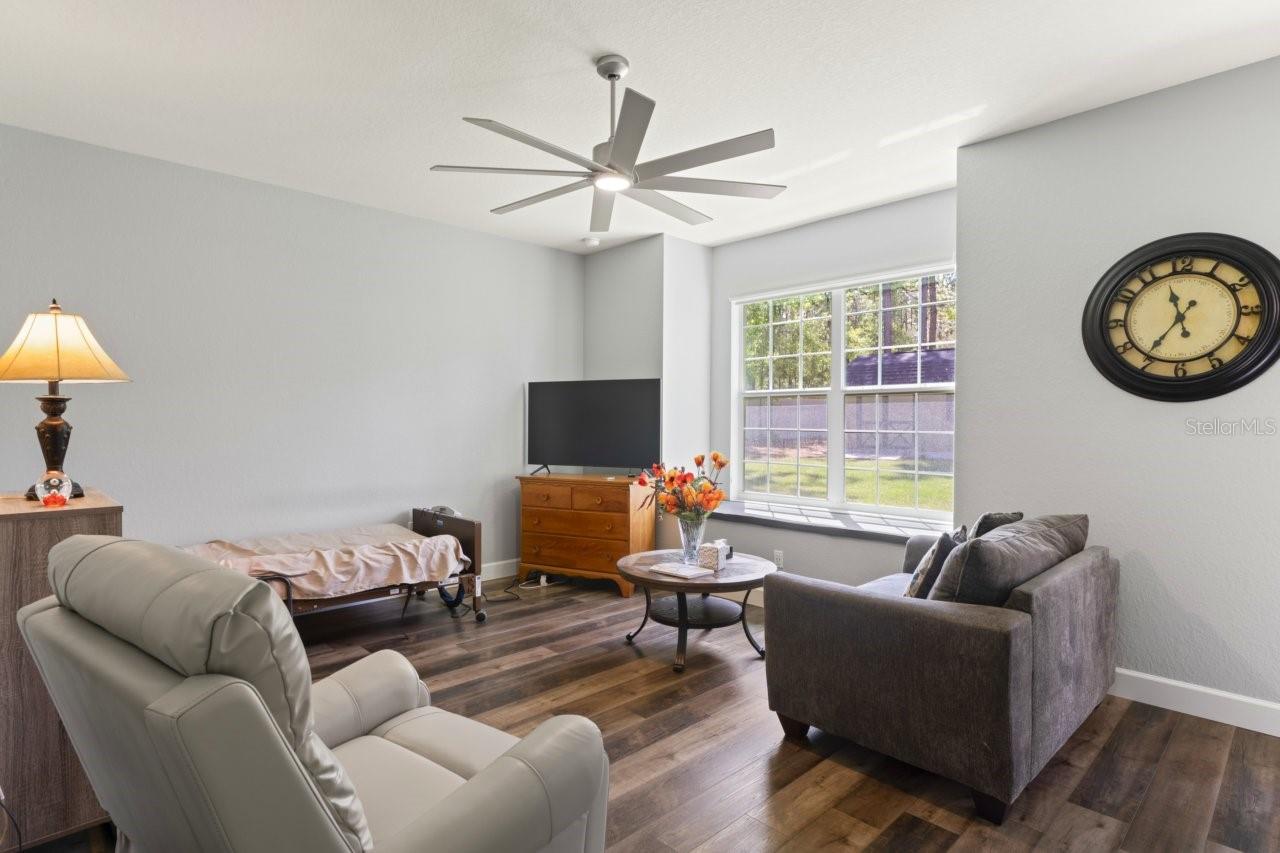 Image 41 of 84 For 5458 Zamia Drive