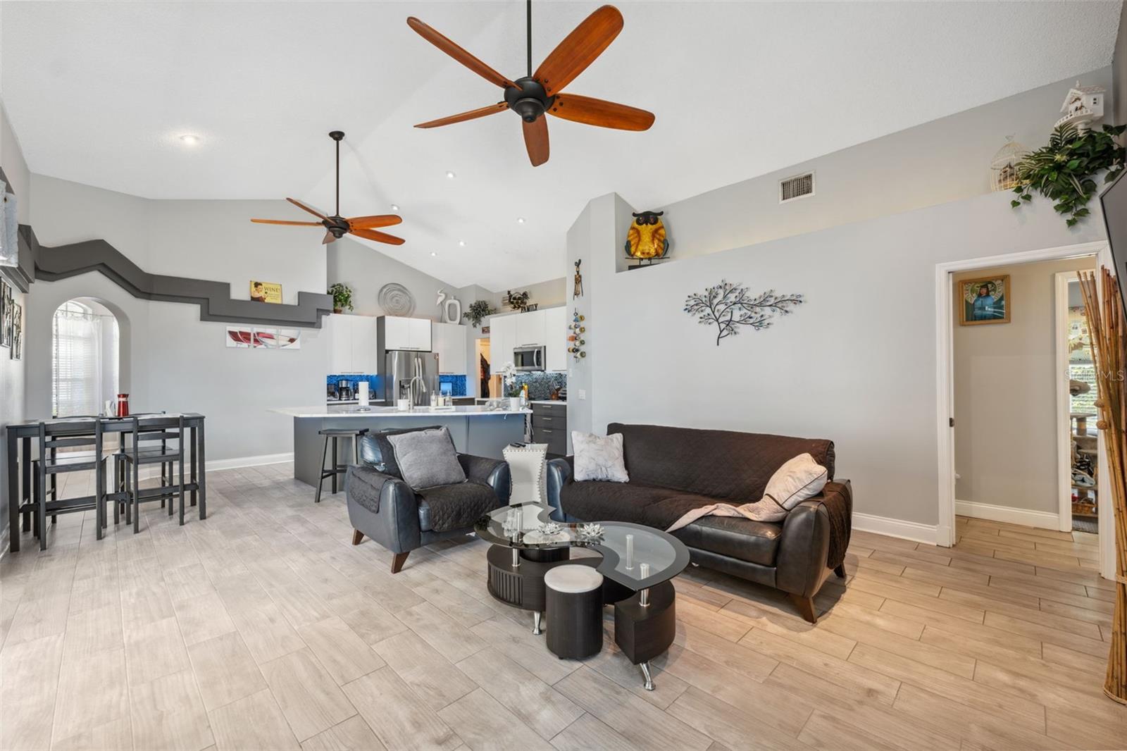 Image 14 of 57 For 7903 Lake Placid Lane
