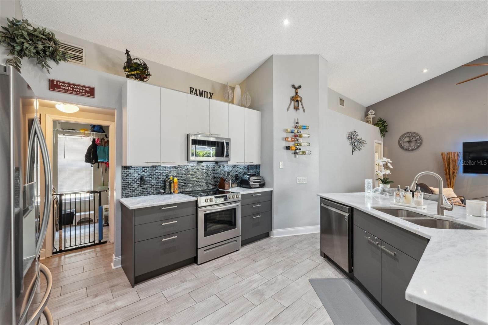 Image 20 of 57 For 7903 Lake Placid Lane