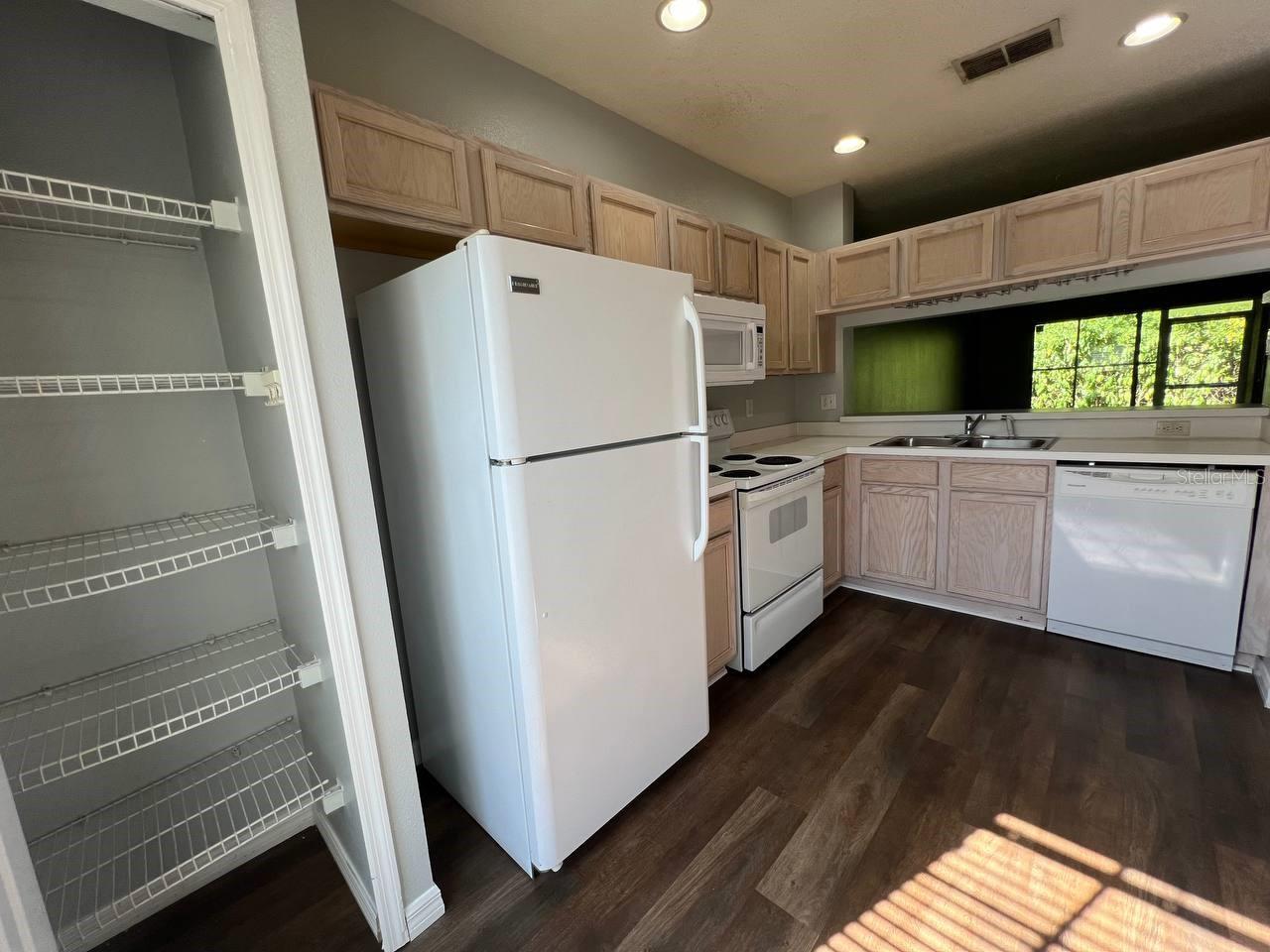 Image 3 of 19 For 1437 Costa Mesa Drive