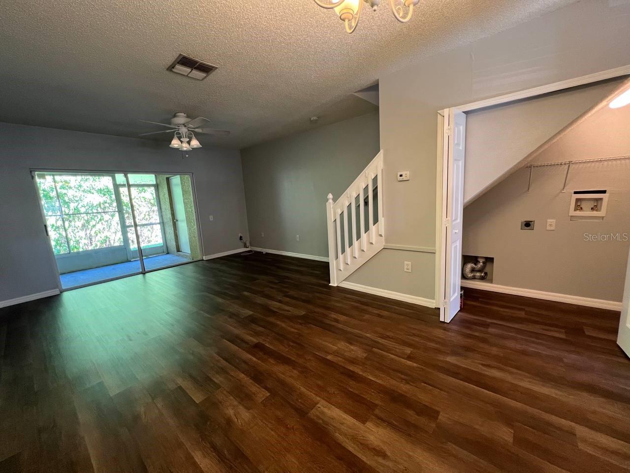 Image 7 of 19 For 1437 Costa Mesa Drive