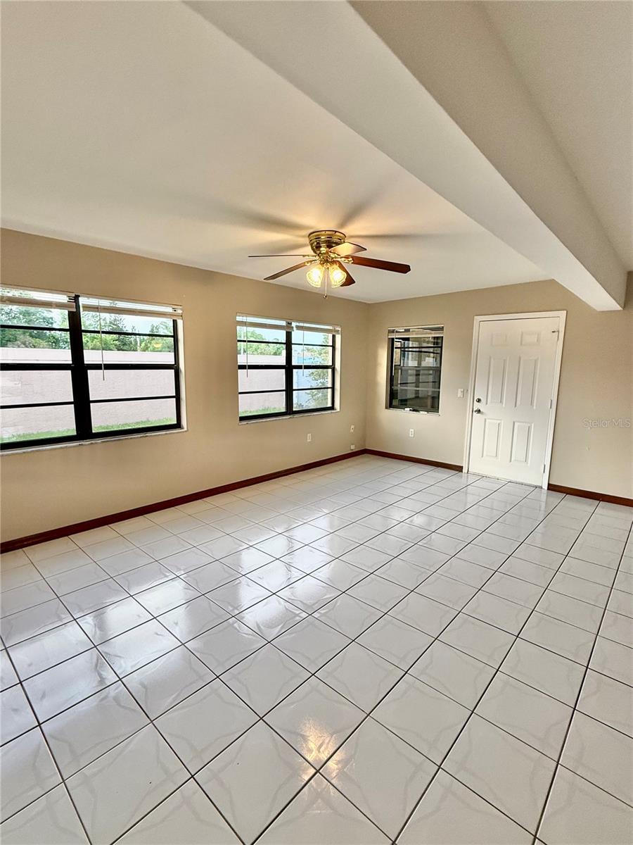 Image 40 of 79 For 8127 Tarsier Avenue