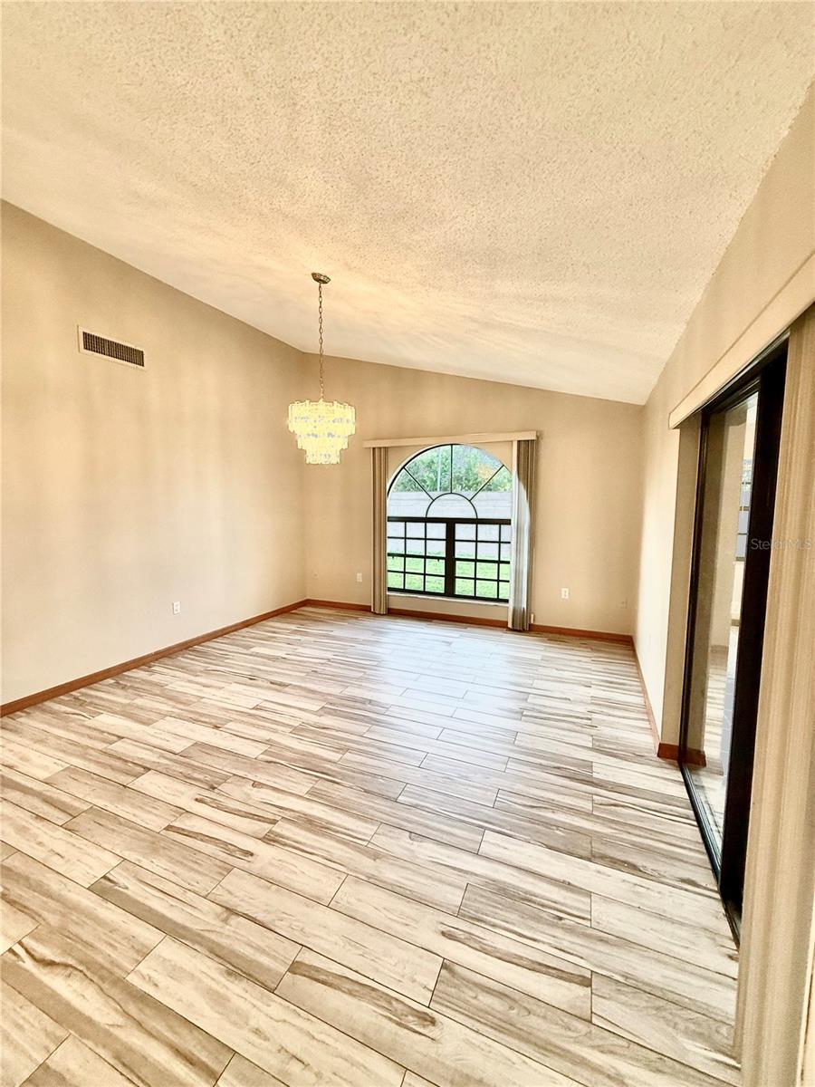 Image 45 of 79 For 8127 Tarsier Avenue