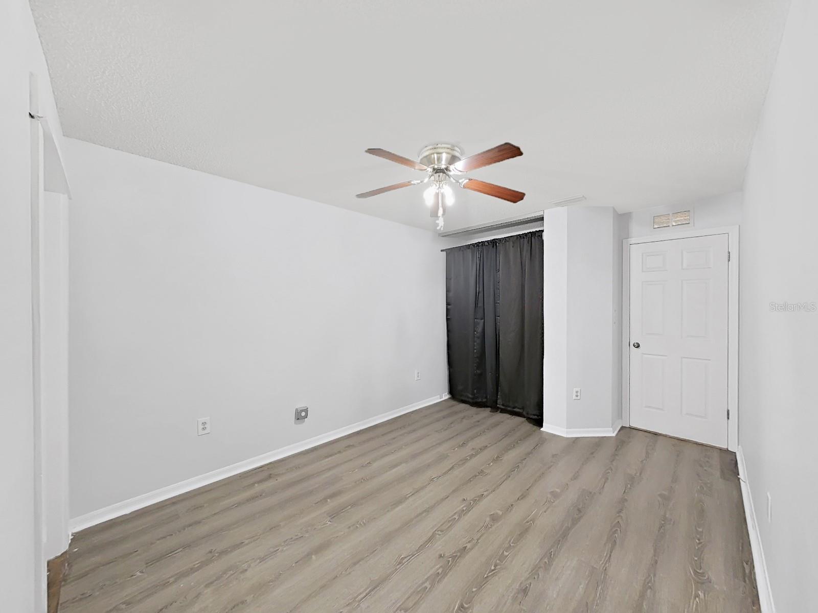 Image 36 of 45 For 8124 Golf Club Court