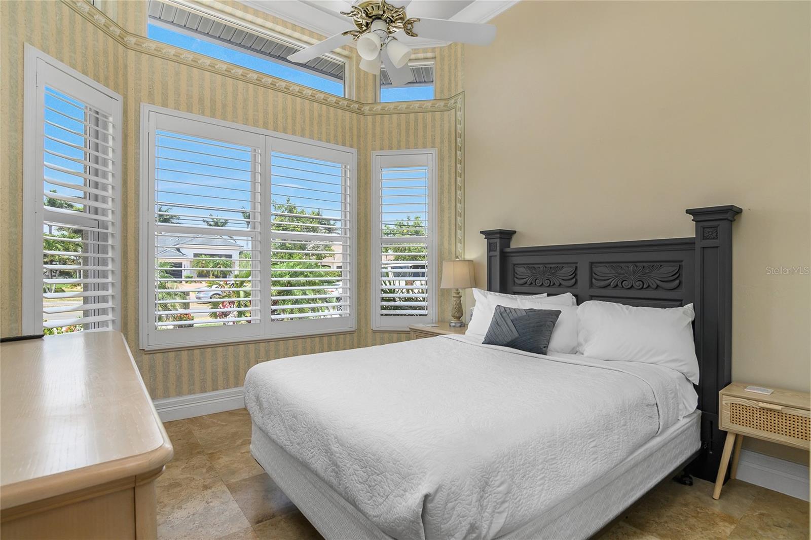 Image 20 of 55 For 2602 Cape Coral Parkway W