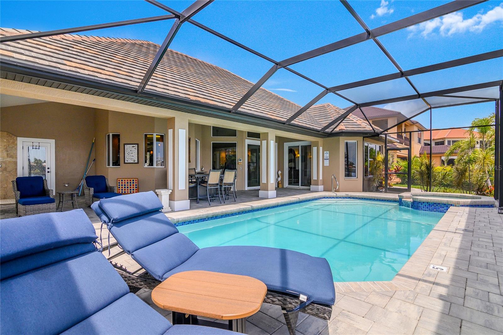 Image 30 of 55 For 2602 Cape Coral Parkway W