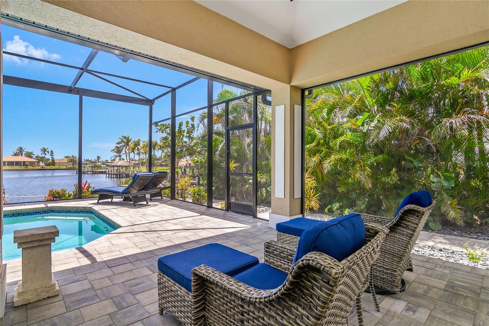 Image 36 of 55 For 2602 Cape Coral Parkway W