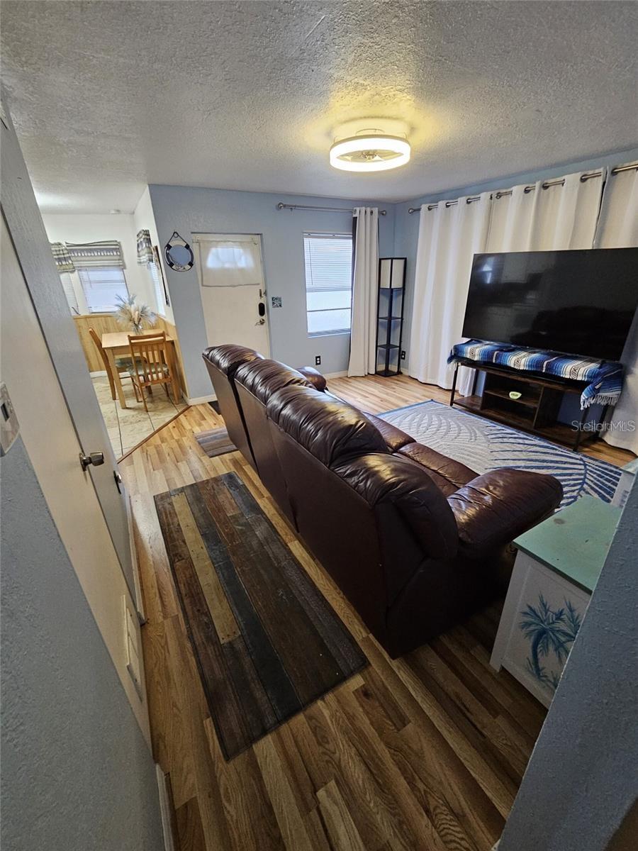 Image 8 of 30 For 4851 Gandy Boulevard B3l12
