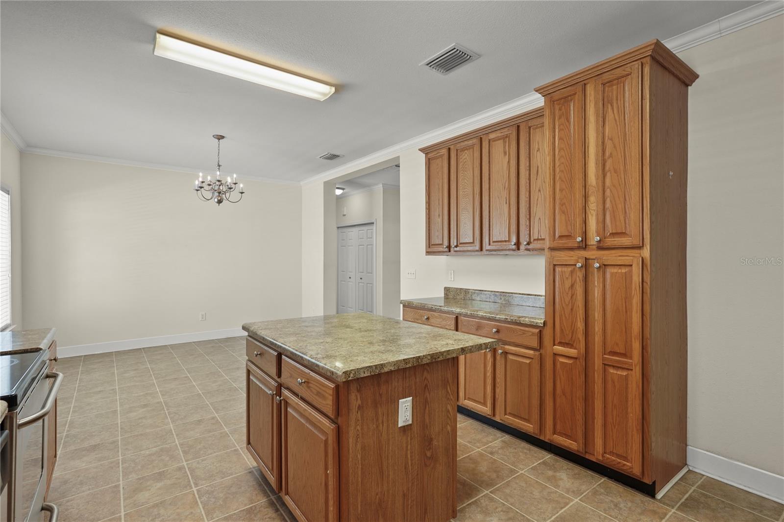 Image 14 of 64 For 7165 Cr 655  
