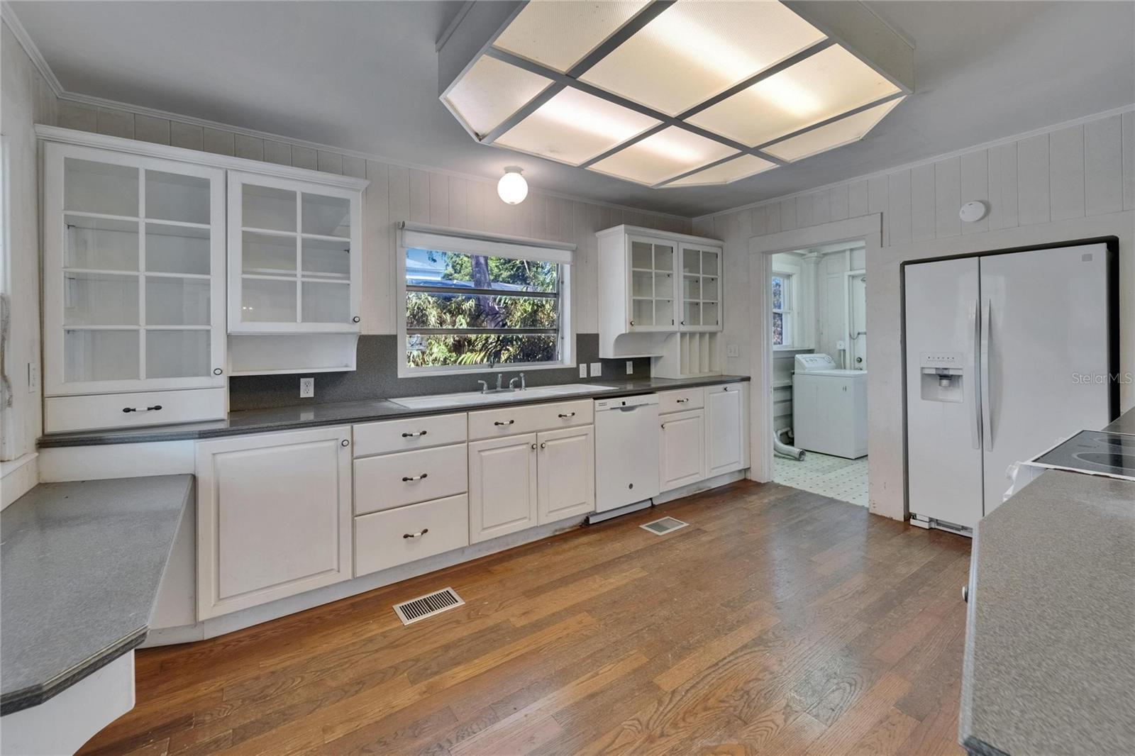 Image 17 of 55 For 5603 Palmetto Road