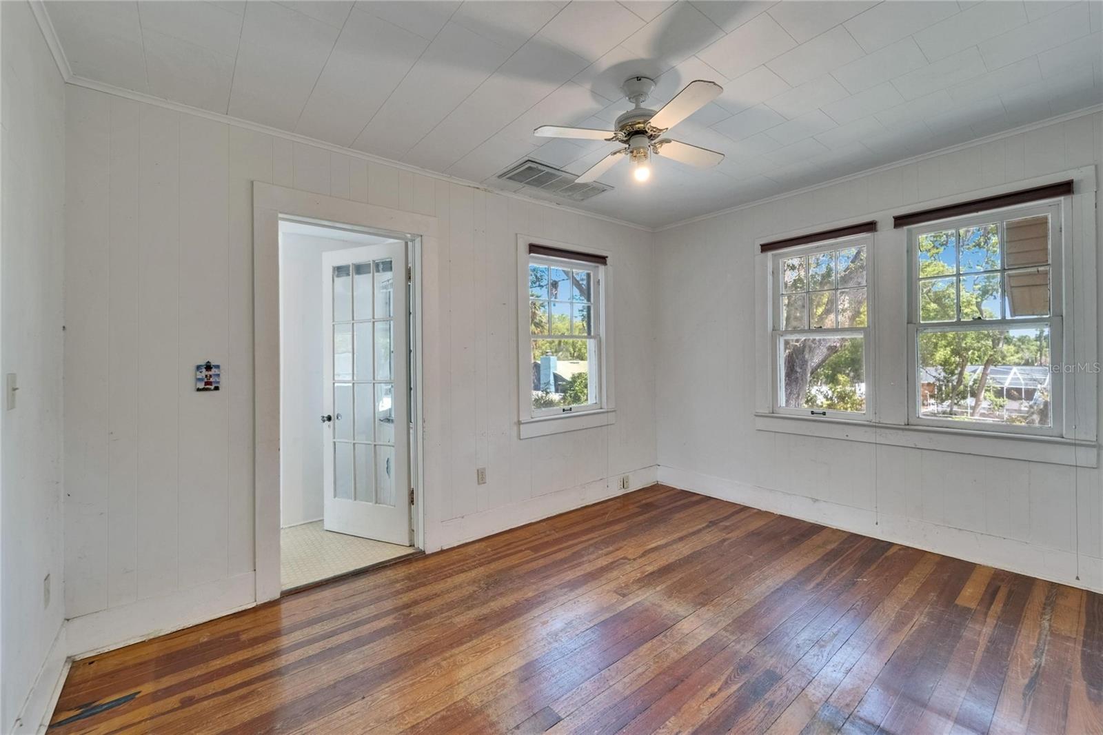 Image 32 of 55 For 5603 Palmetto Road