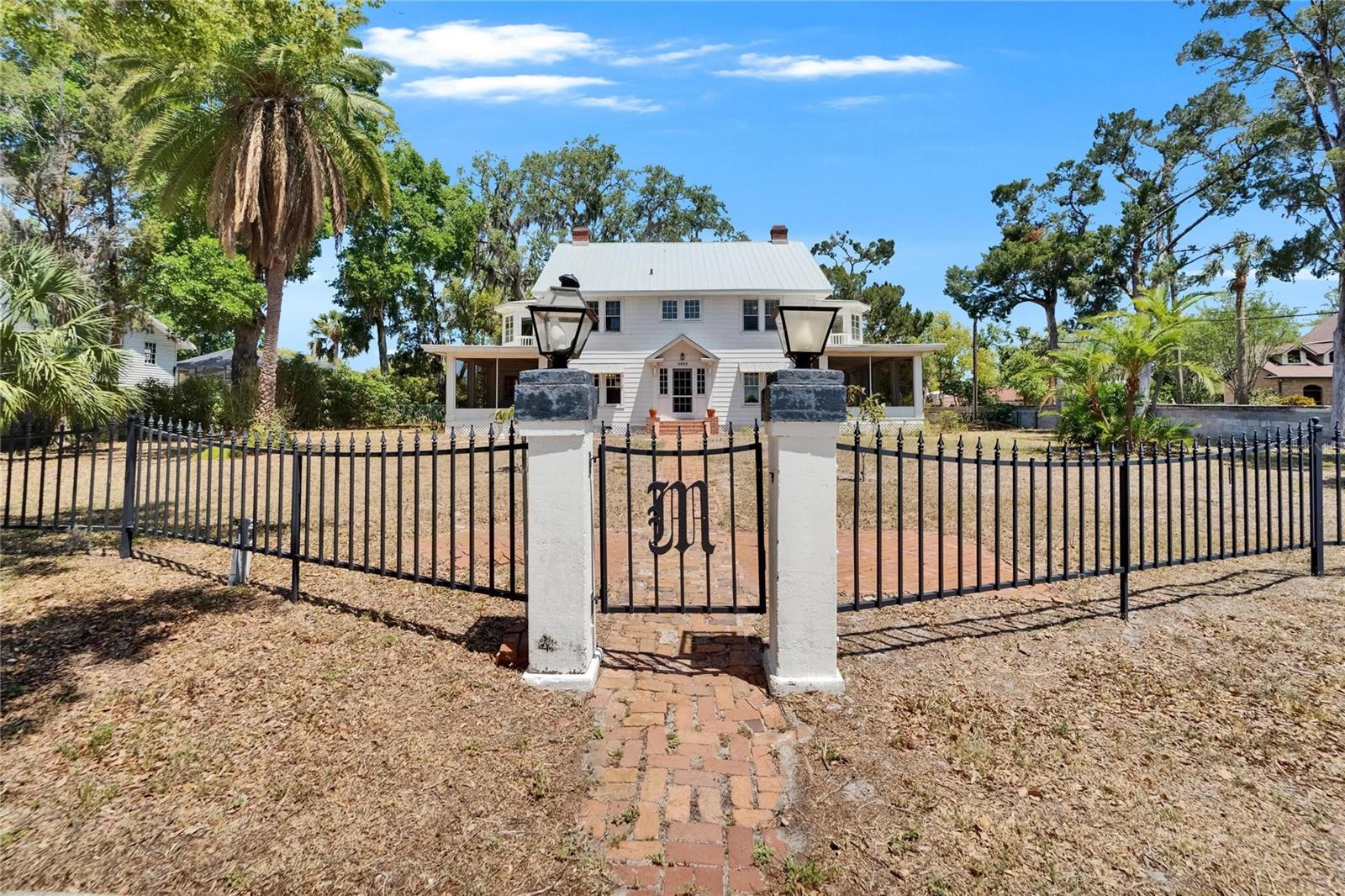 Image 4 of 55 For 5603 Palmetto Road