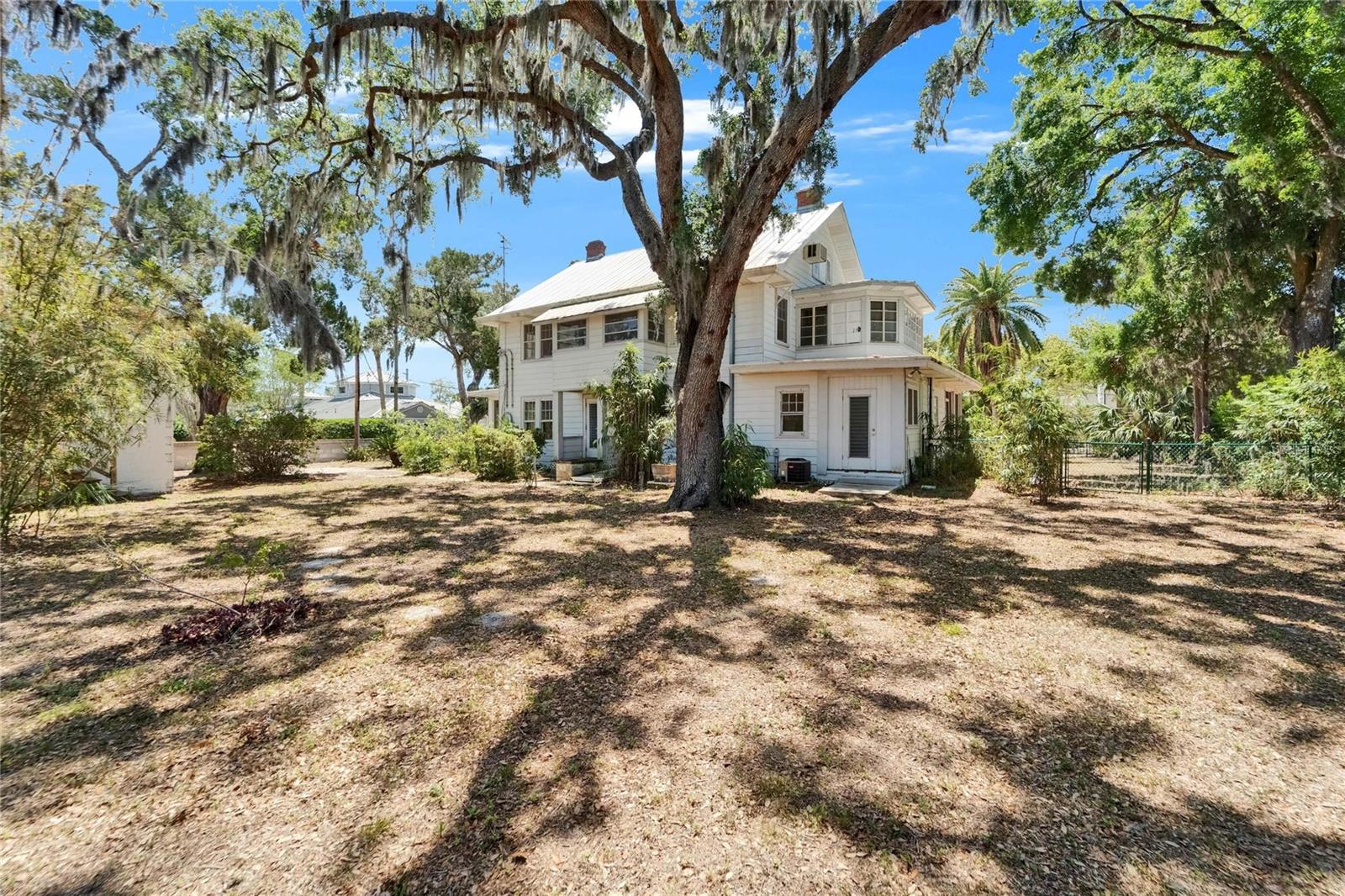 Image 44 of 55 For 5603 Palmetto Road