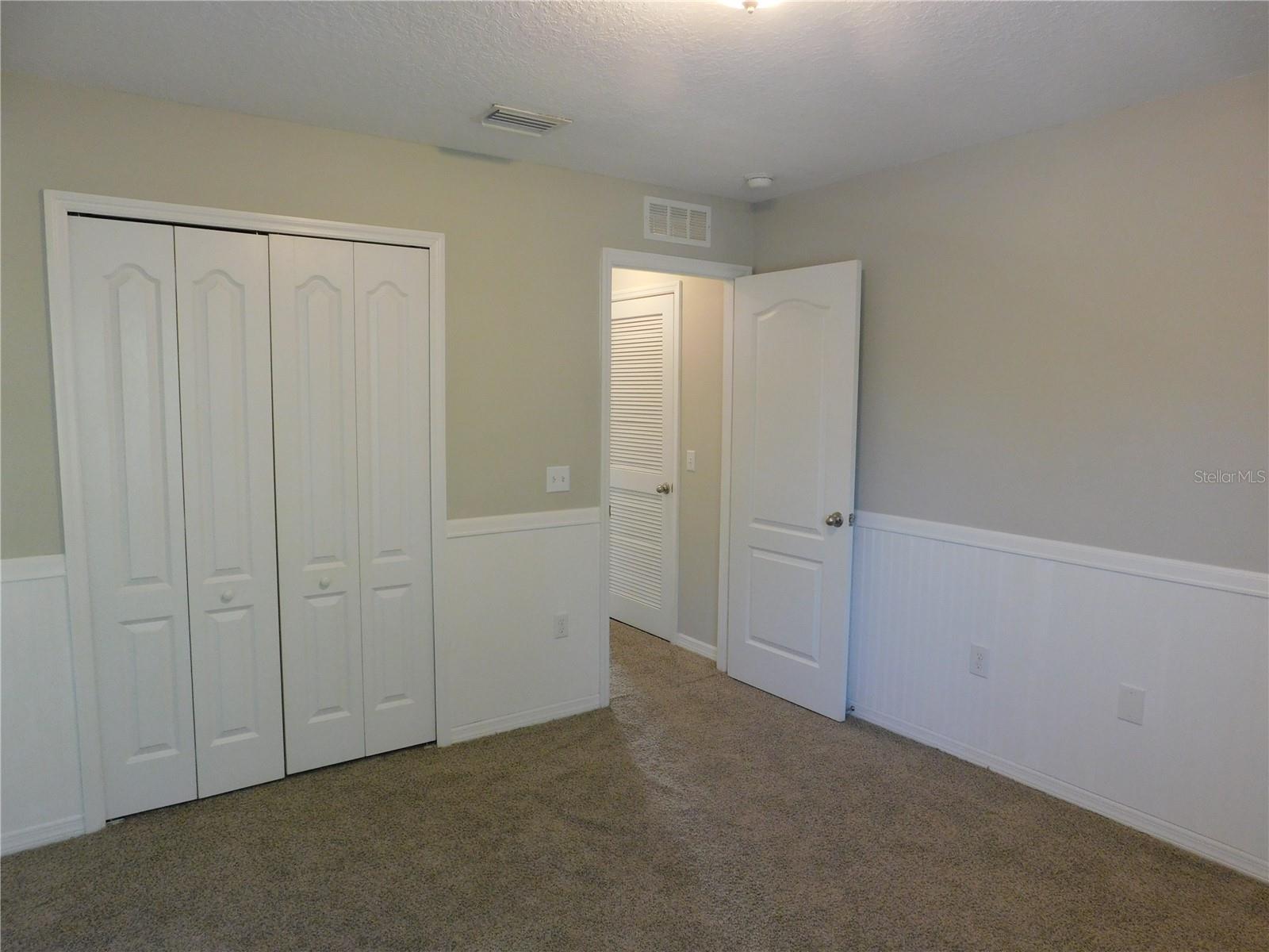 Image 9 of 26 For 6954 Glenbrook Drive