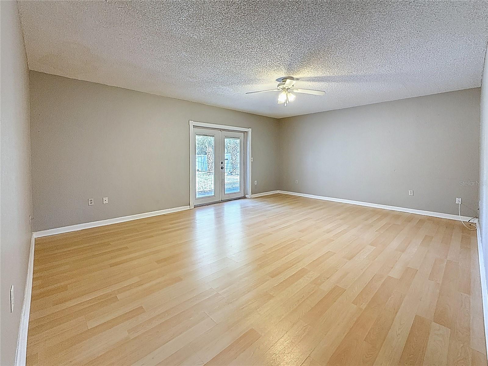 Image 17 of 78 For 705 Cypress Street