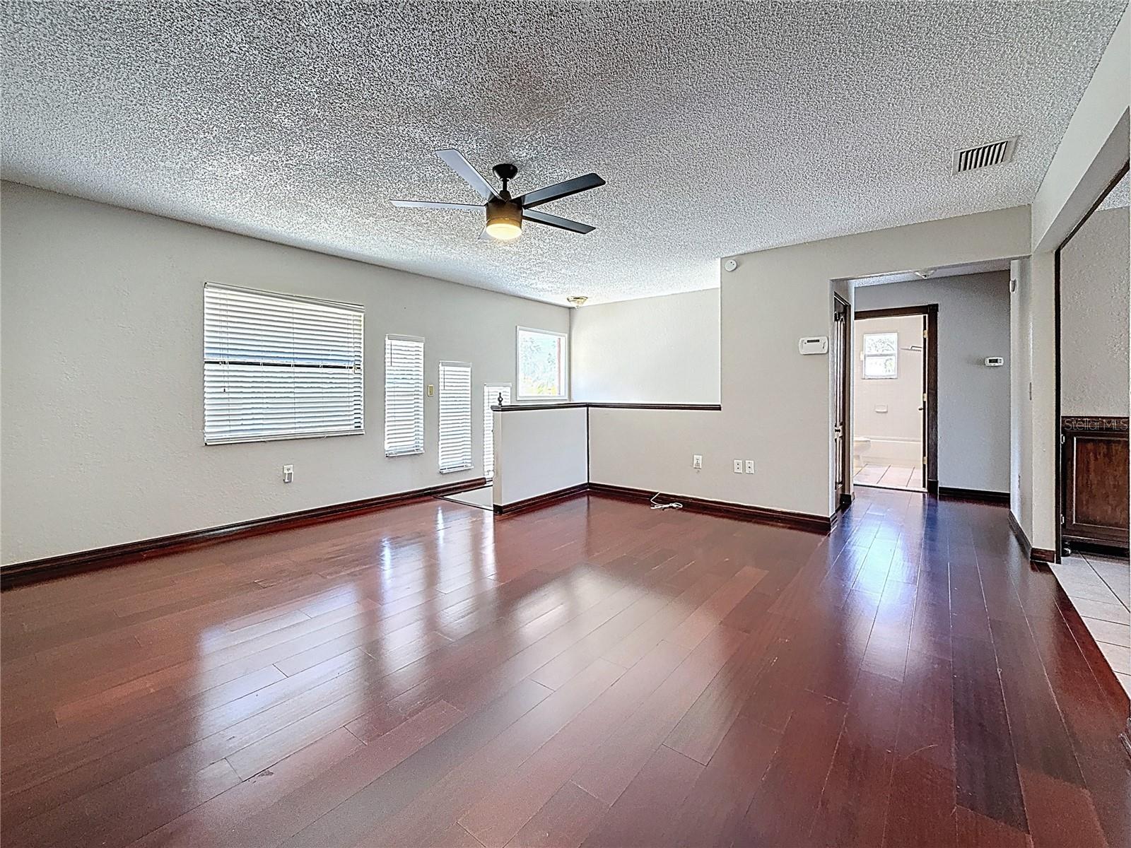 Image 35 of 78 For 705 Cypress Street