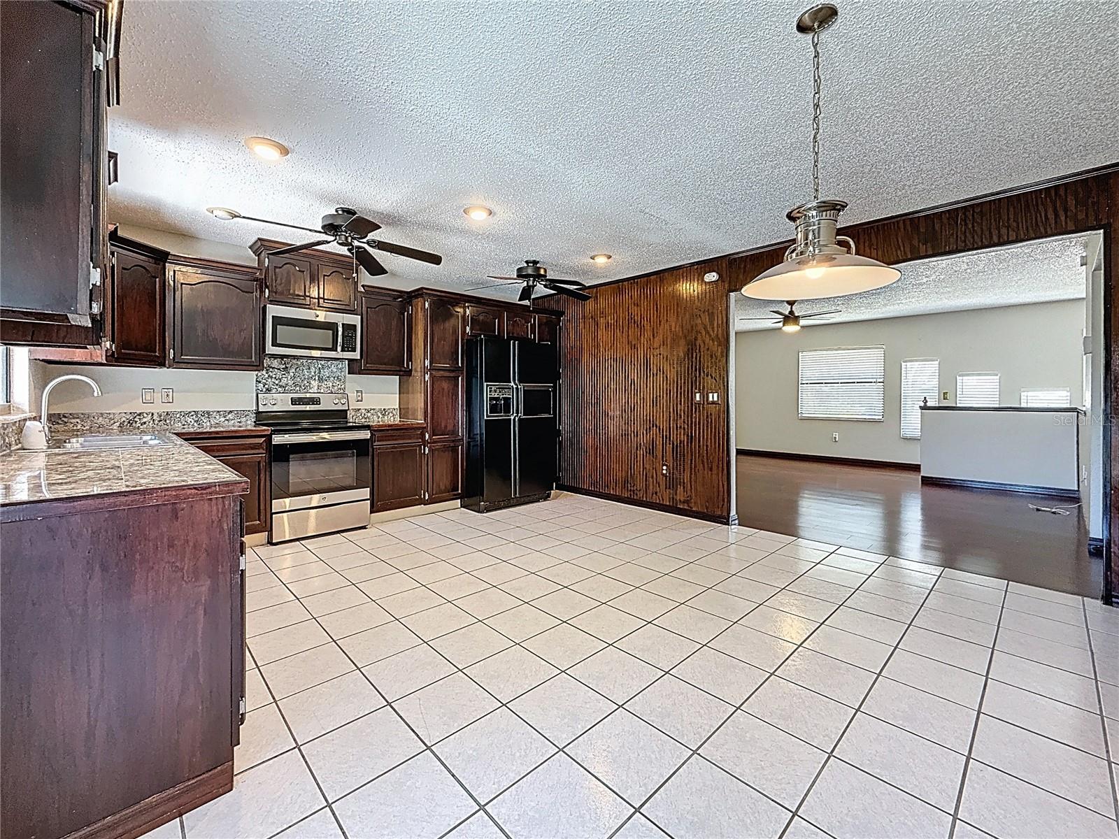 Image 39 of 78 For 705 Cypress Street