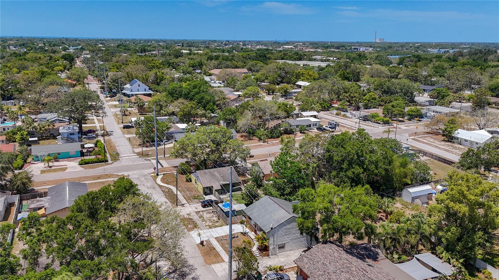 Image 5 of 78 For 705 Cypress Street