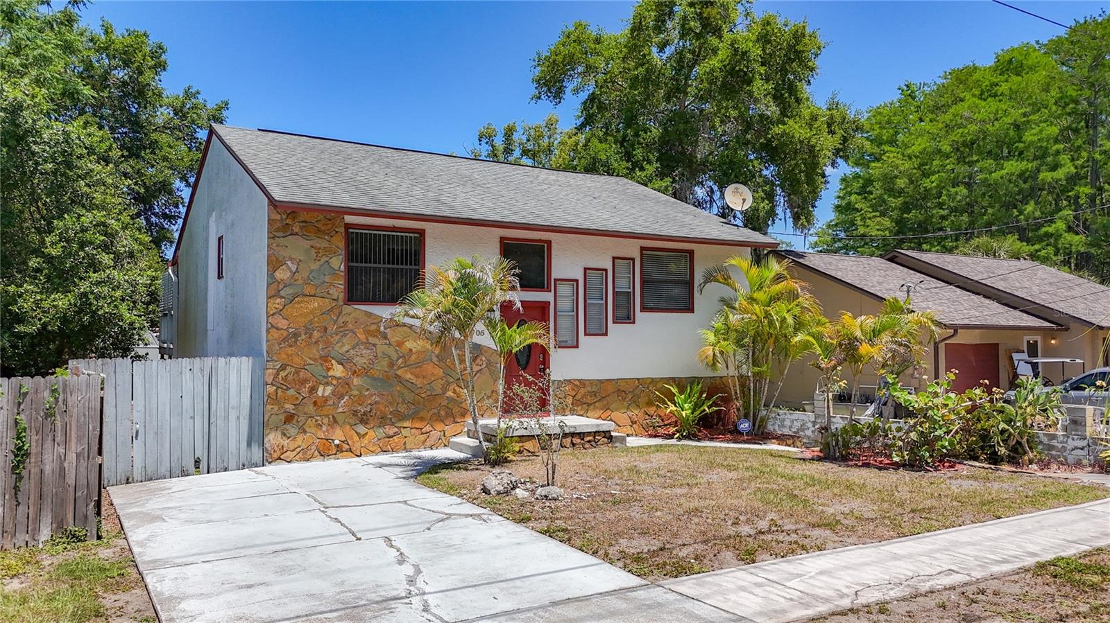 Image 7 of 78 For 705 Cypress Street