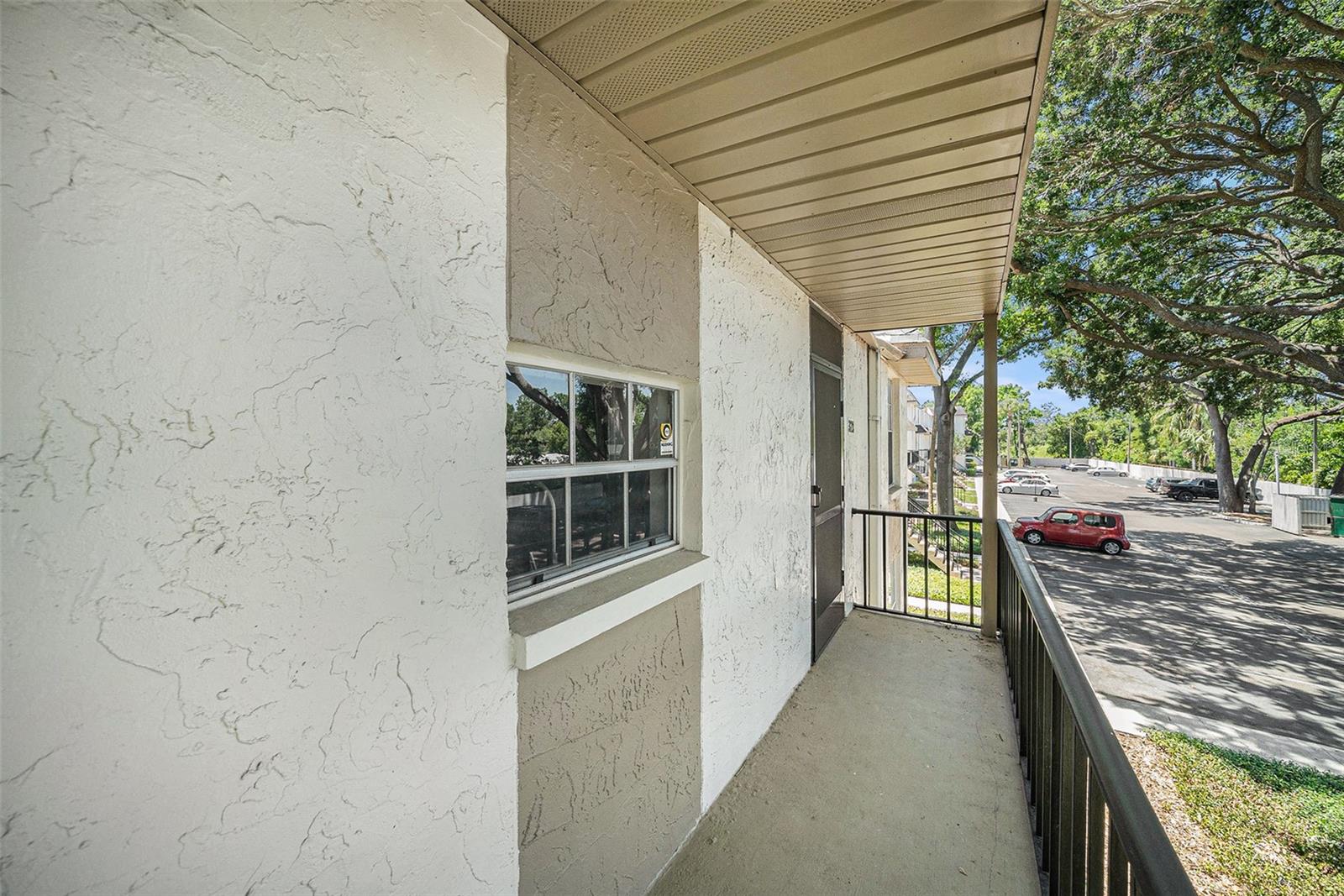 Image 11 of 19 For 809 Russell Lane 322