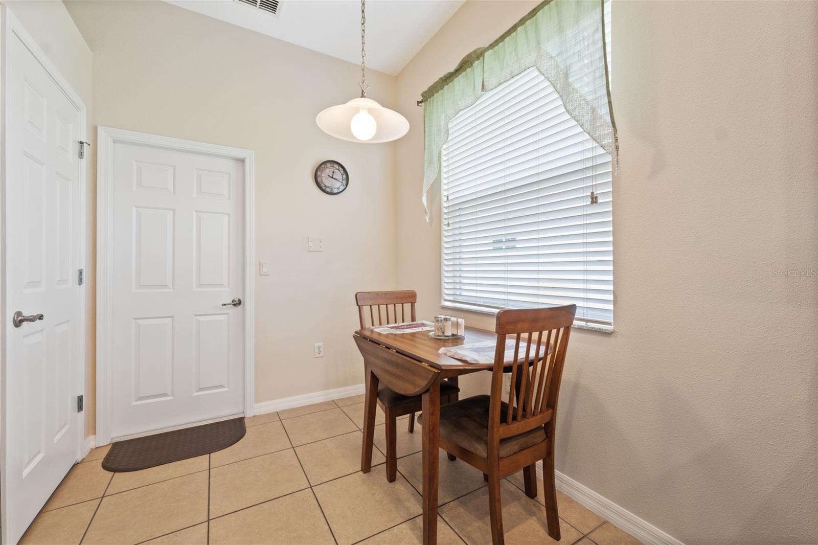Image 14 of 56 For 11220 Godwit Court