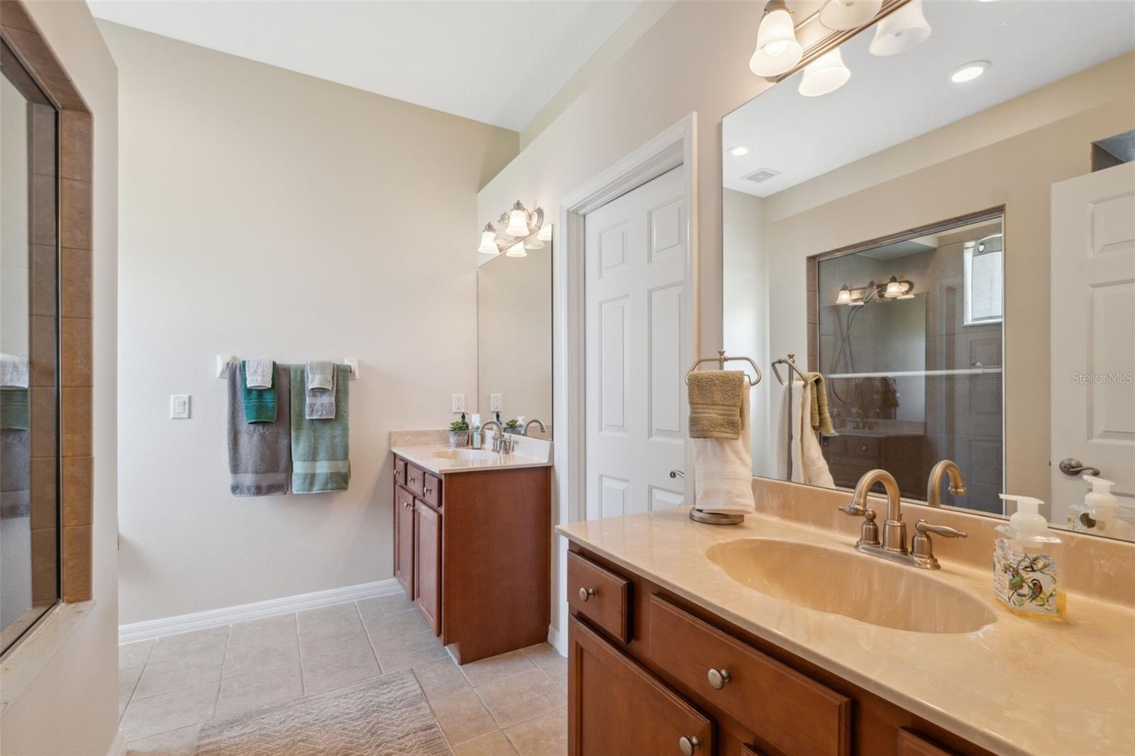 Image 18 of 56 For 11220 Godwit Court