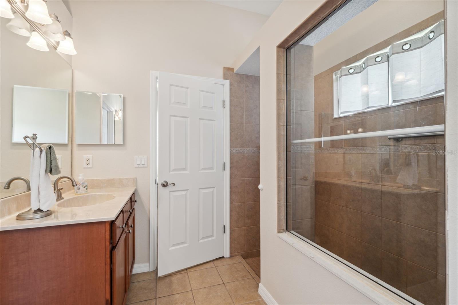 Image 19 of 56 For 11220 Godwit Court