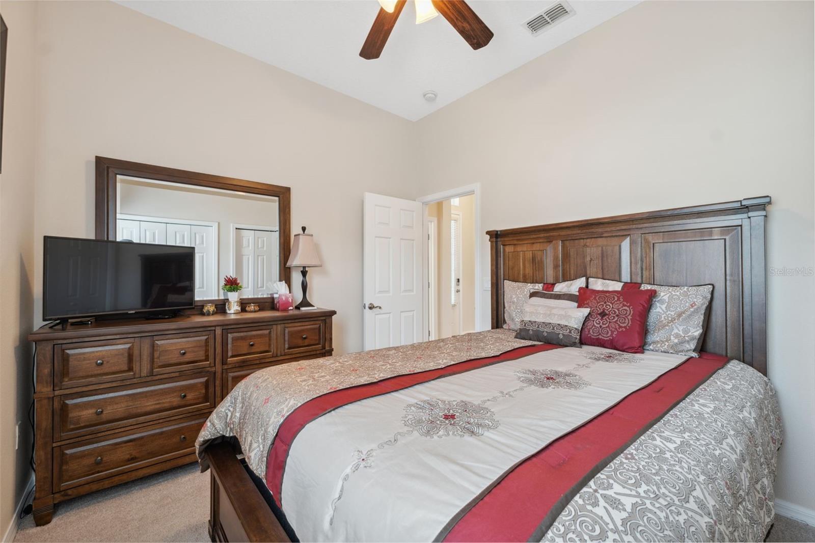 Image 22 of 56 For 11220 Godwit Court