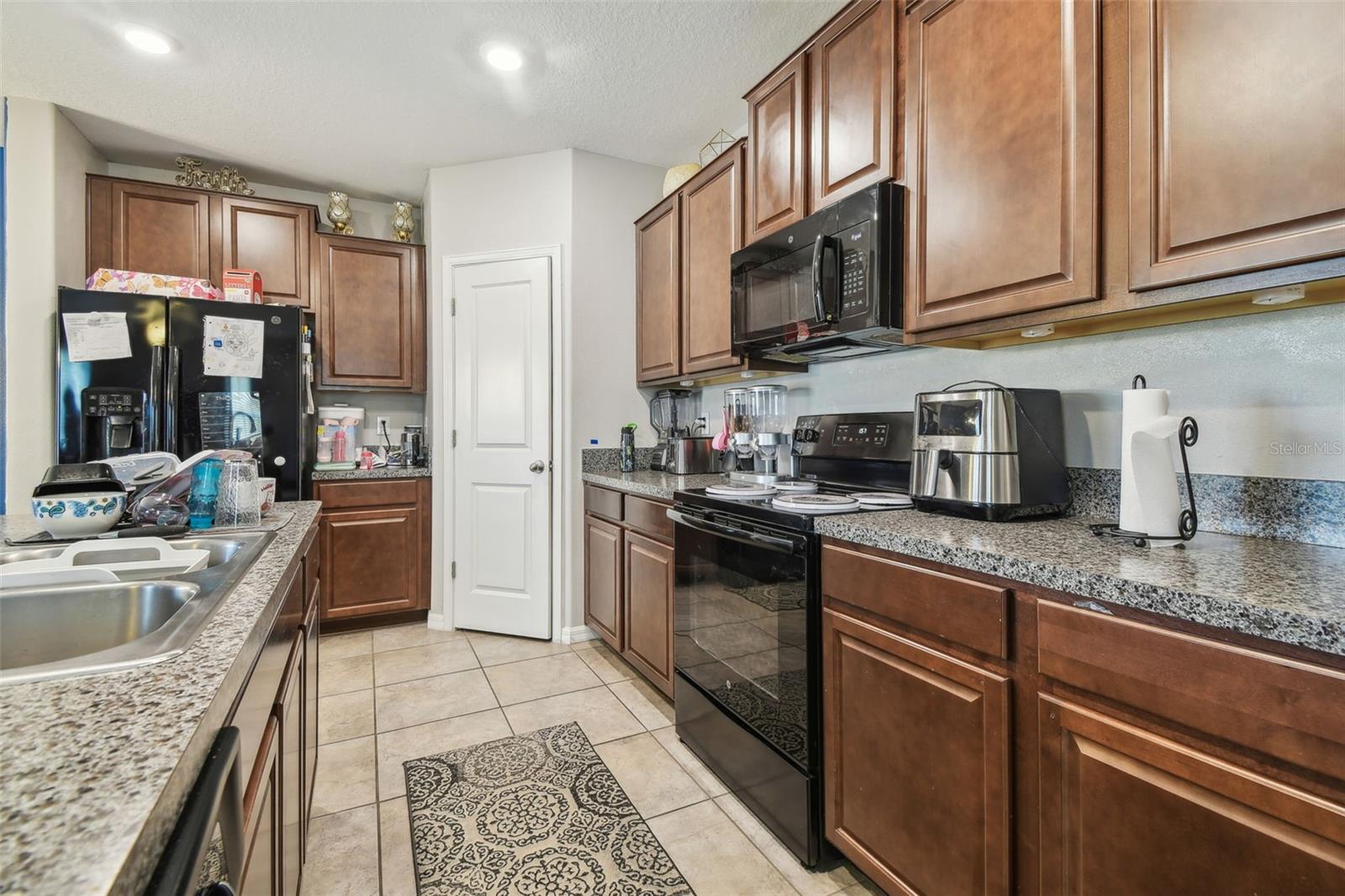 Image 17 of 98 For 10013 Caraway Spice Avenue