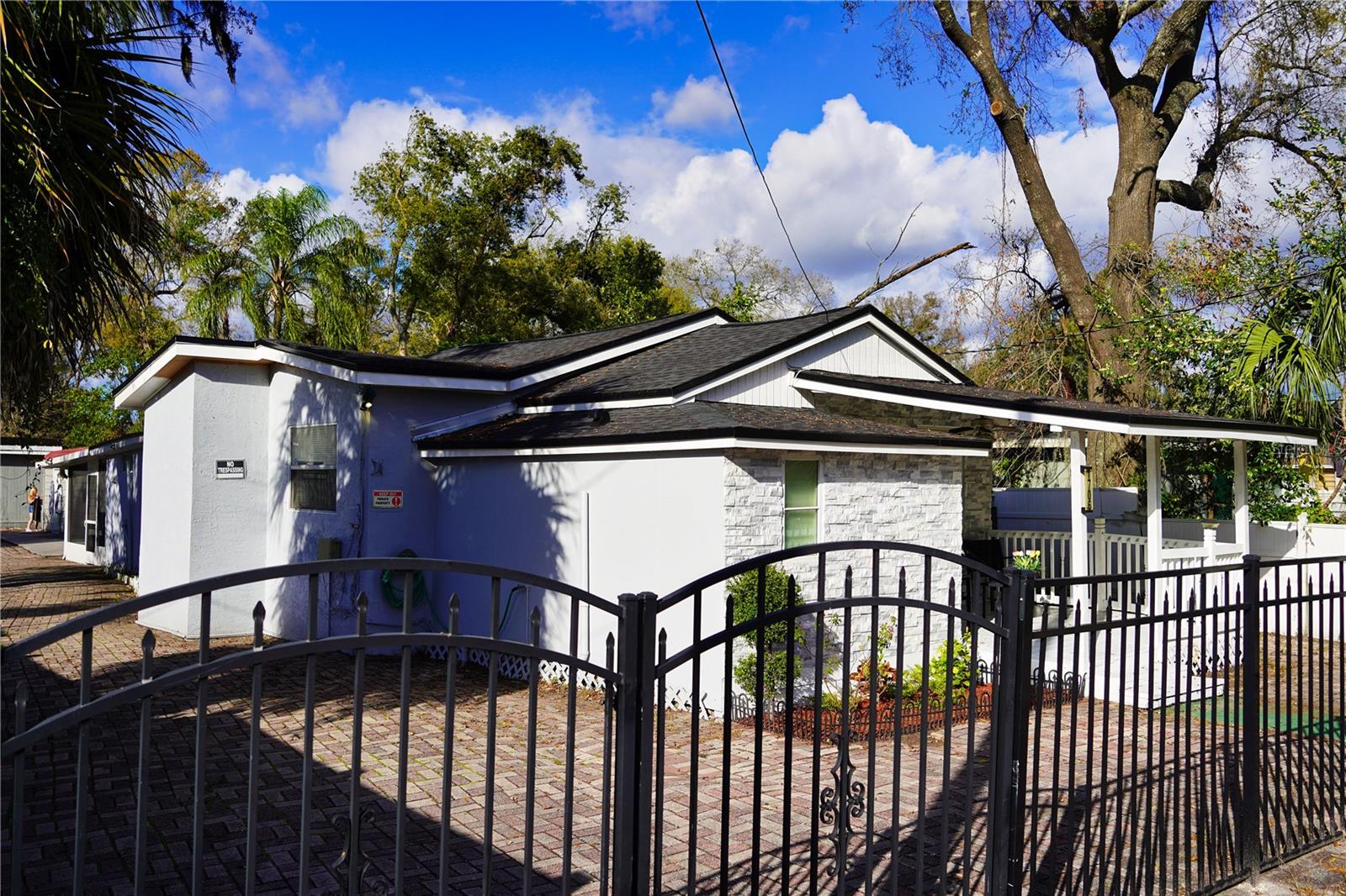 Image 6 of 31 For 1706 Annie Street