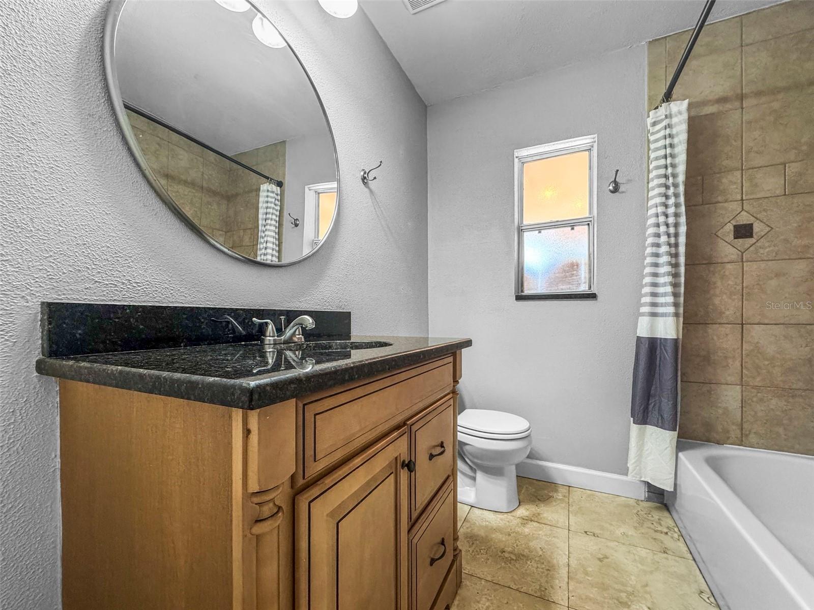 Image 15 of 47 For 5324 3rd Avenue N