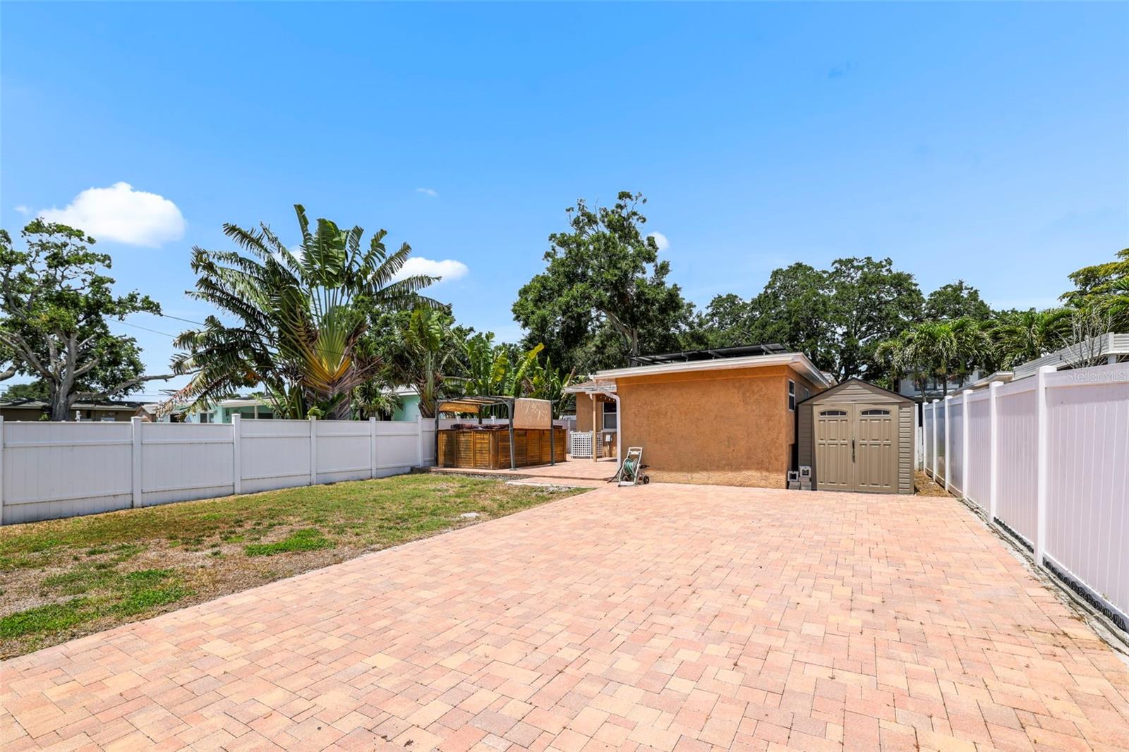 Image 32 of 47 For 5324 3rd Avenue N