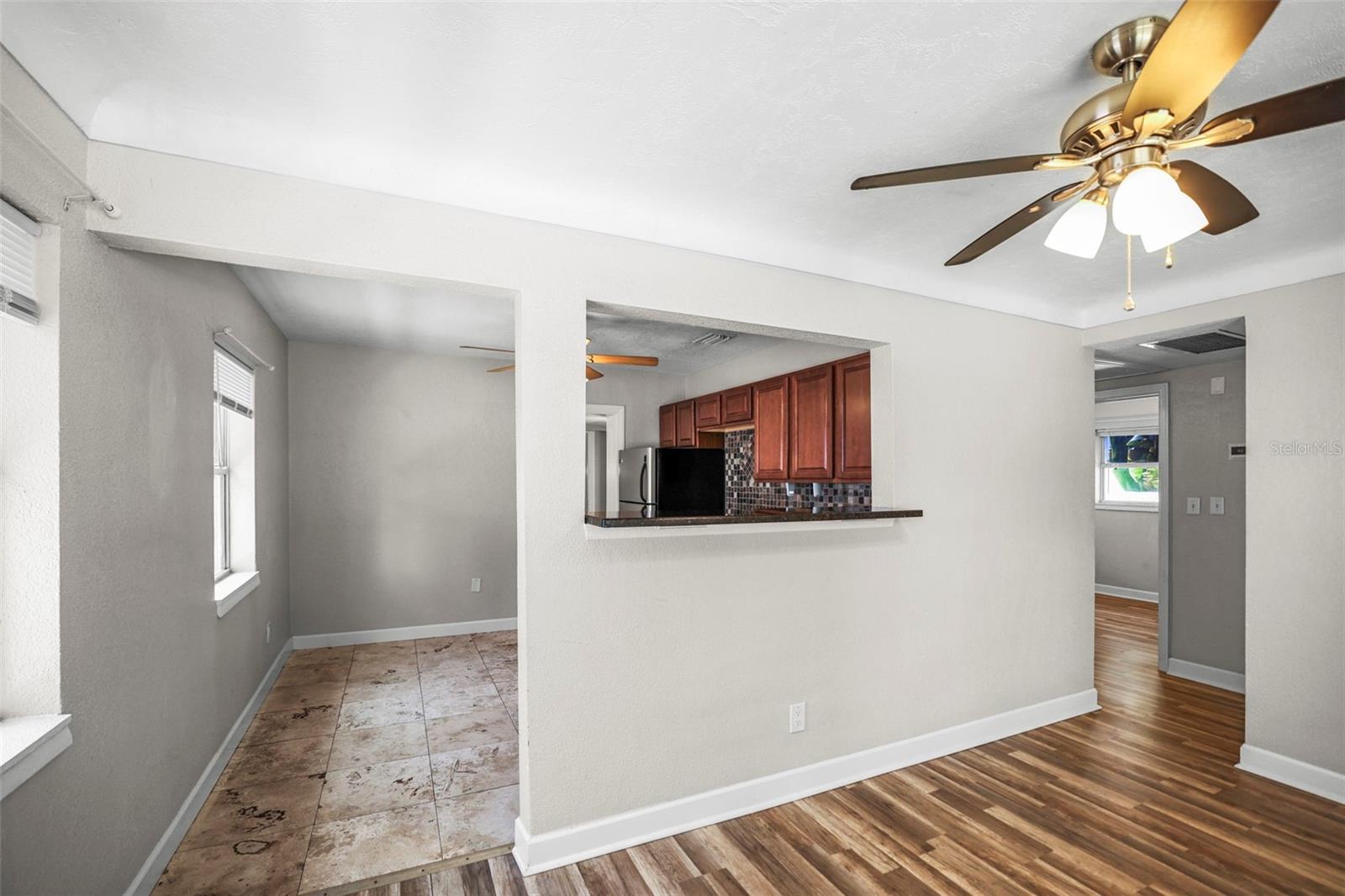 Image 9 of 47 For 5324 3rd Avenue N