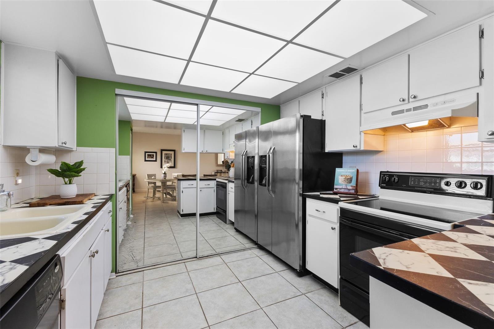 Image 3 of 50 For 1250 Pinellas Avenue 405