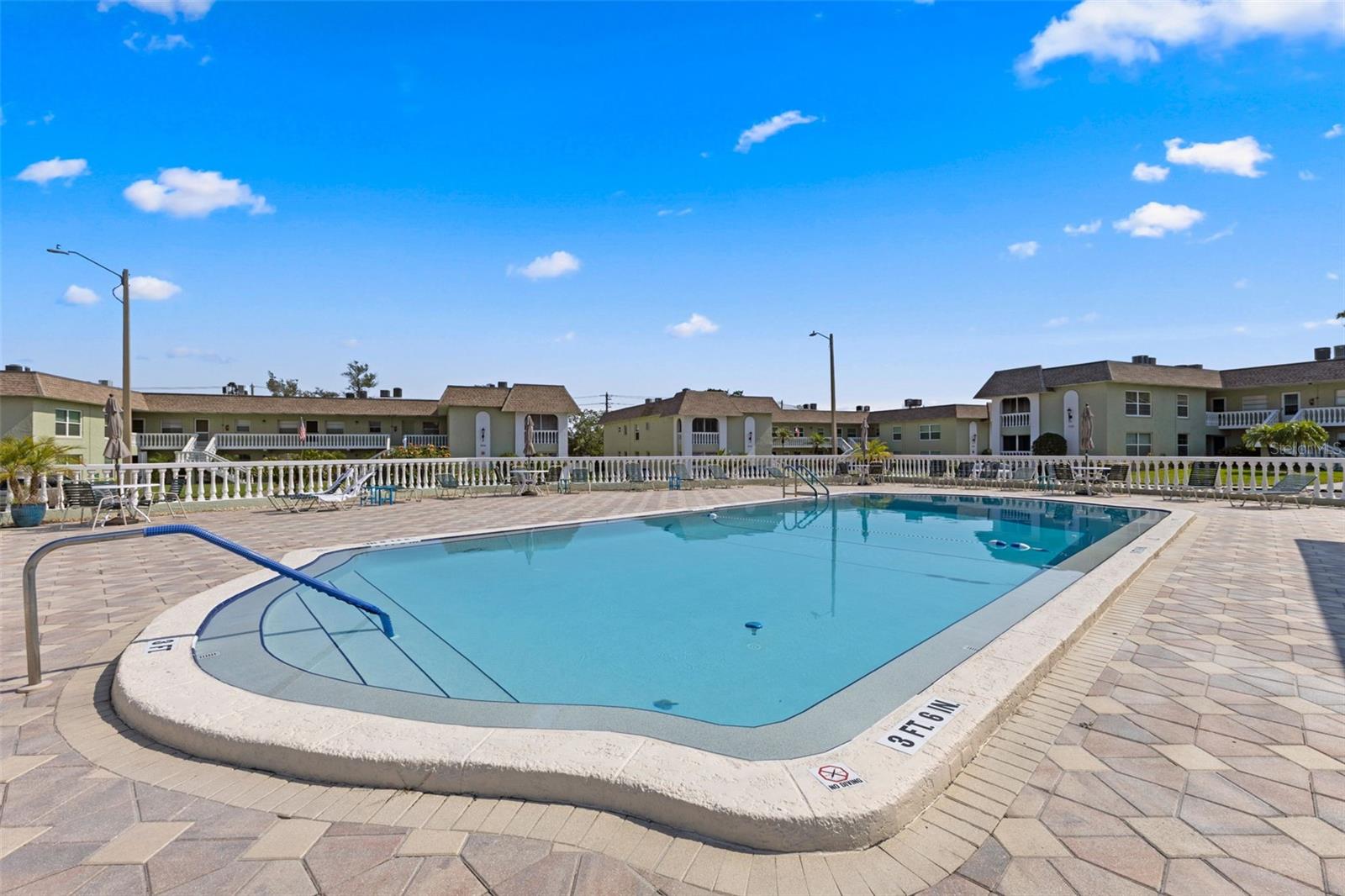 Image 31 of 50 For 1250 Pinellas Avenue 405
