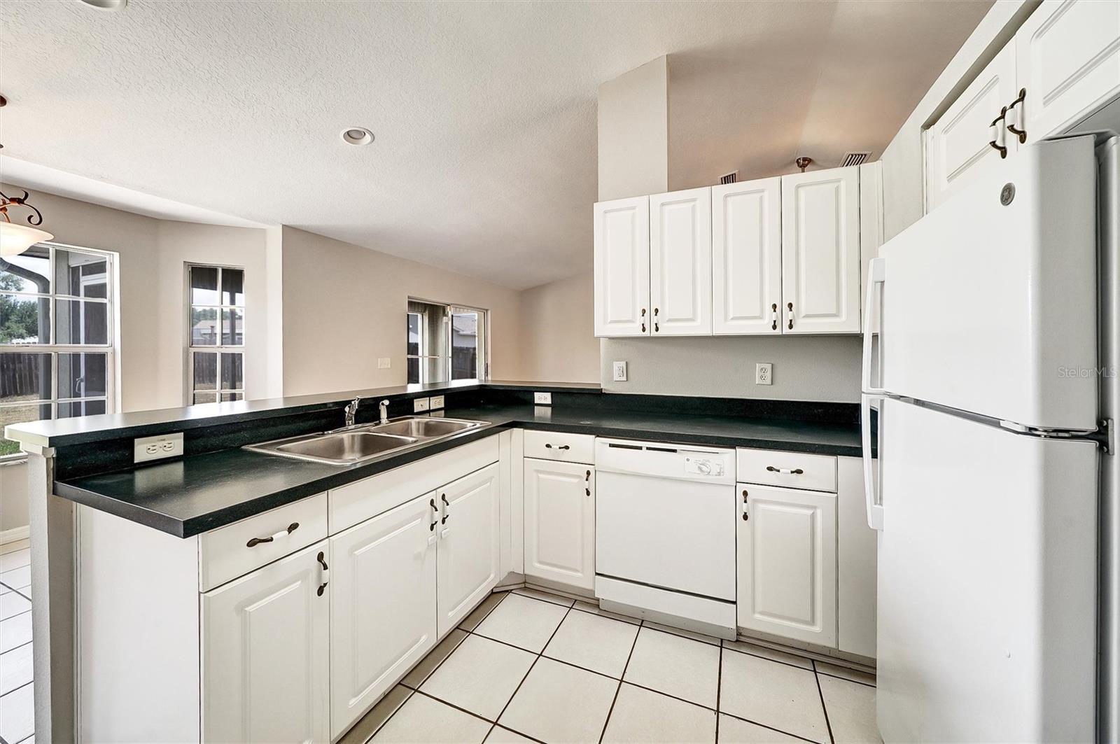 Image 16 of 34 For 37437 Laurel Hammock Drive