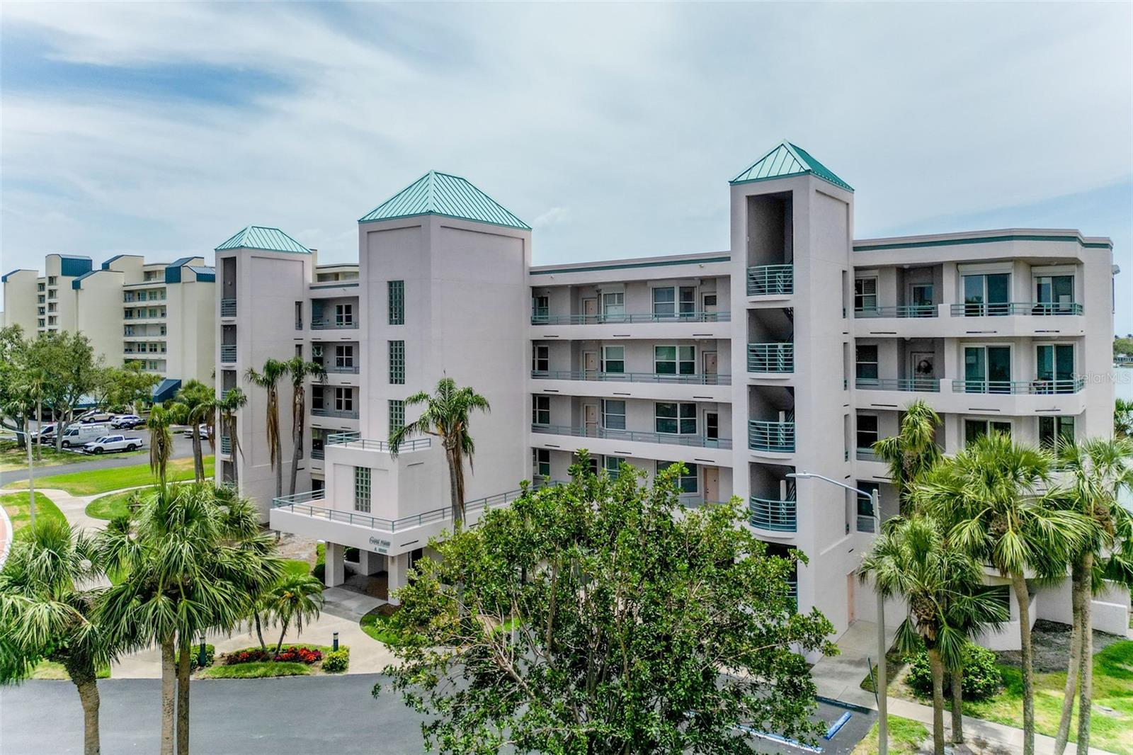 Image 2 of 58 For 8000 Sailboat Key Boulevard S 202