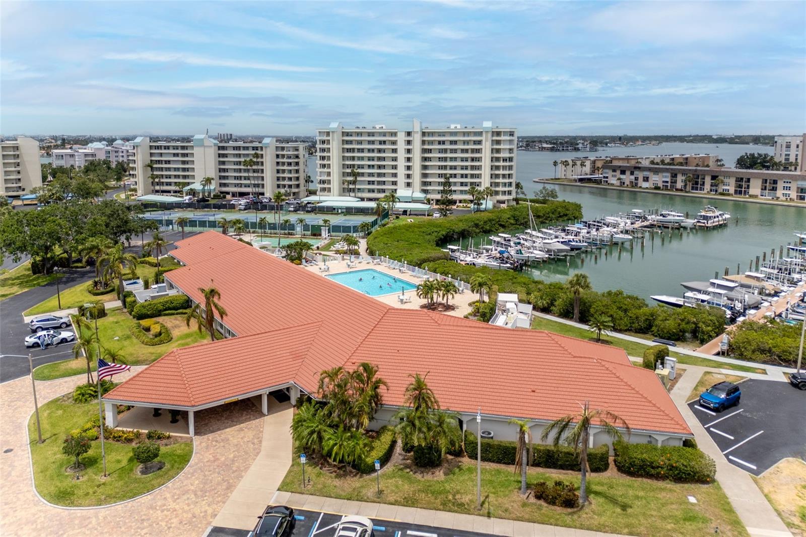 Image 38 of 58 For 8000 Sailboat Key Boulevard S 202