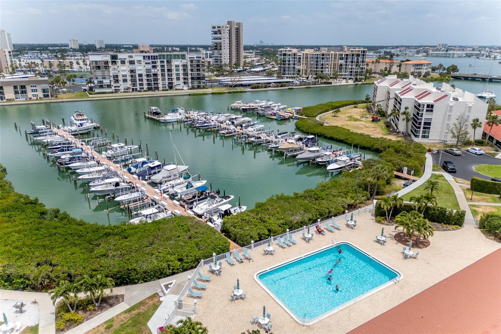 Image 40 of 58 For 8000 Sailboat Key Boulevard S 202