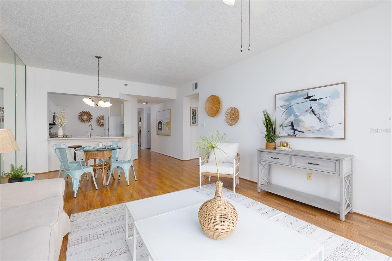 Image 8 of 58 For 8000 Sailboat Key Boulevard S 202