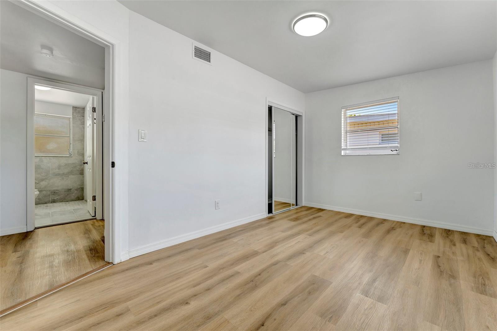 Image 19 of 27 For 11134 Harding Drive