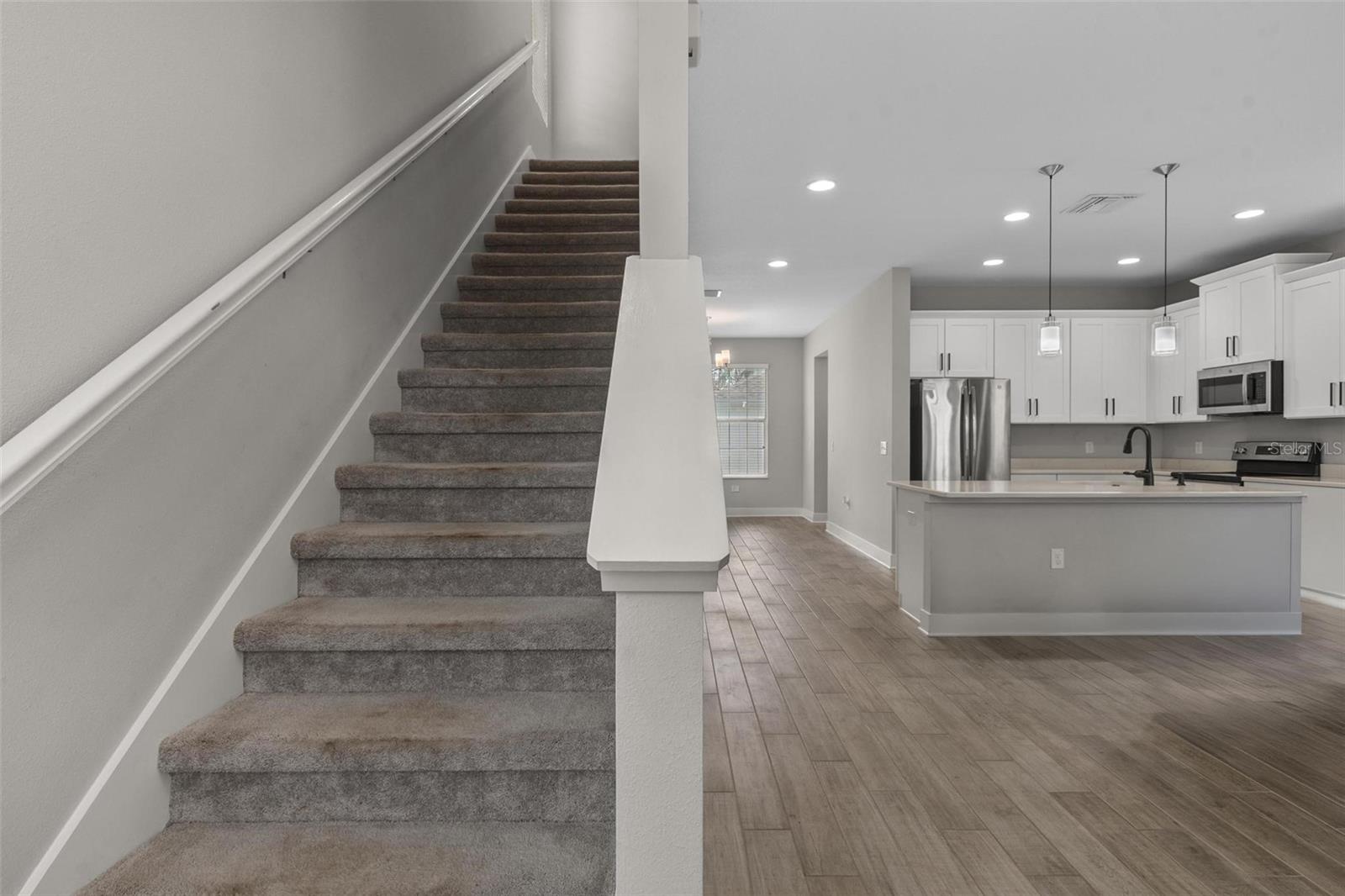 Image 11 of 39 For 444 49th Street N