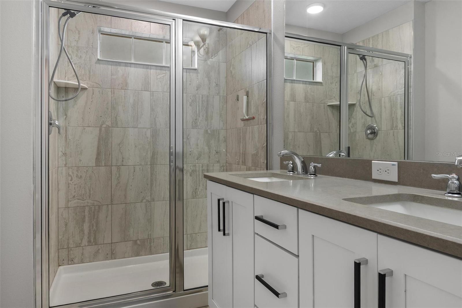 Image 16 of 39 For 444 49th Street N