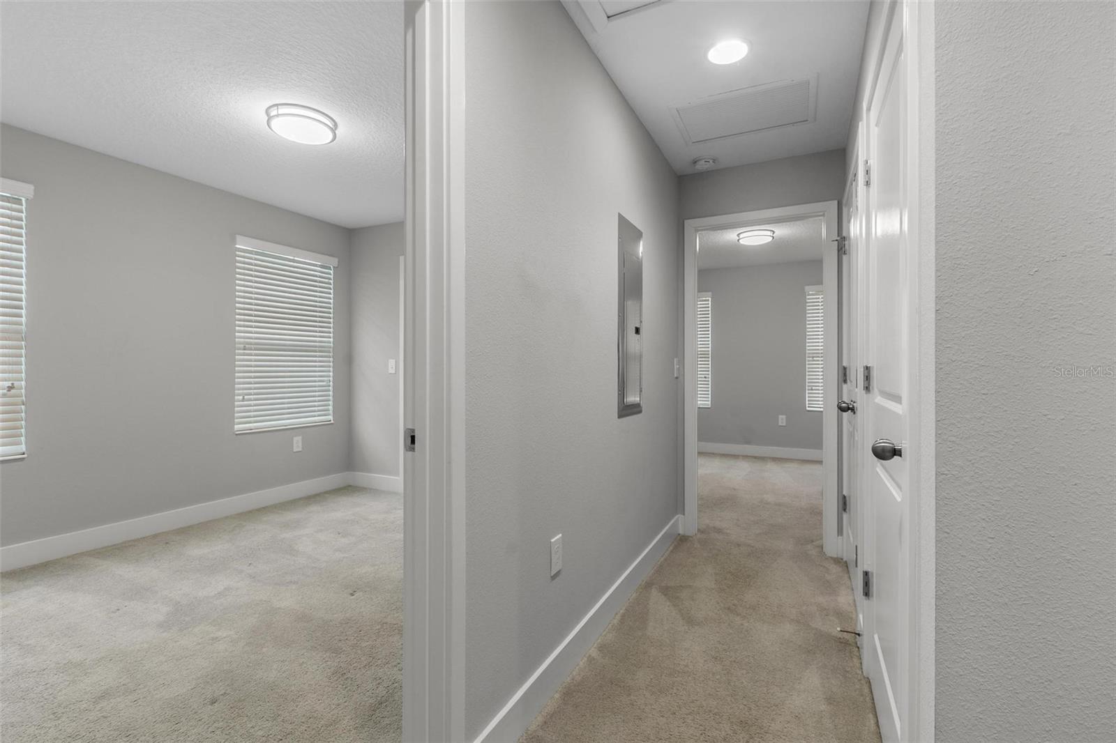 Image 18 of 39 For 444 49th Street N