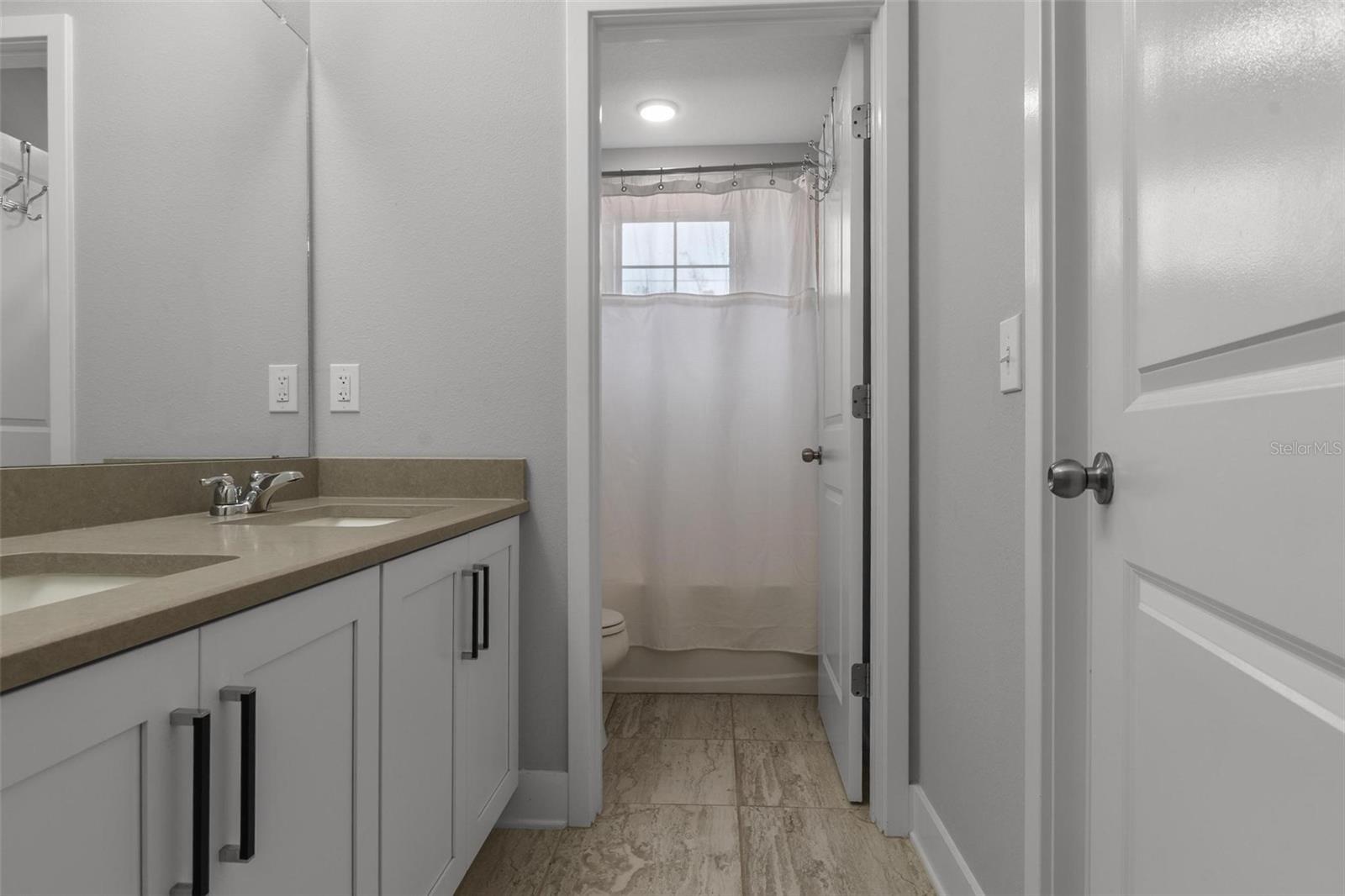 Image 21 of 39 For 444 49th Street N